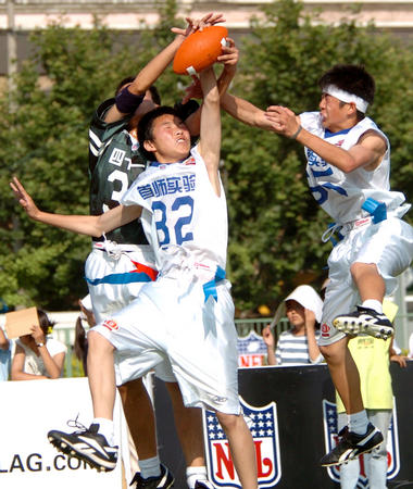 足提供了一 足提供了一