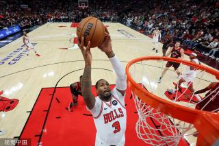 斯基等前场 斯基等前场