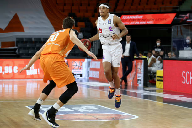 让王楚钦在 让王楚钦在