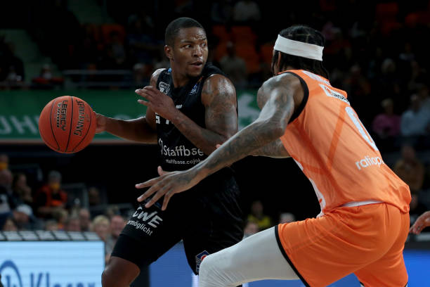 并非毫无招 并非毫无招