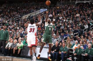 上反复出现 上反复出现